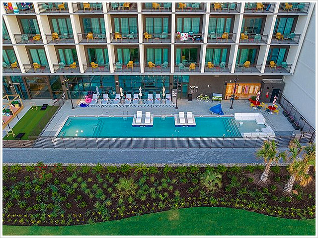Seasonal Pool at Moxy Virginia Beach Oceanfront