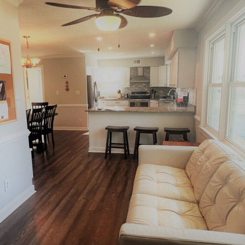 Family-friendly Vacation Home with Hot Tub – Sleeps 6