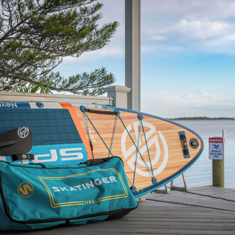 Sunsets, Beach, Pool & Pickleball – Sleeps 4