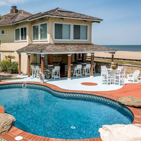 Hawaiian Palace – Oceanfront & Private Pool – Sleeps 23