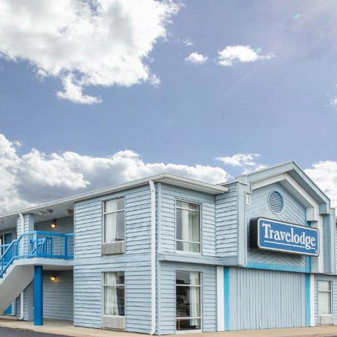 Travelodge by Wyndham Virginia Beach Bay Beach, Short Drive to Boardwalk